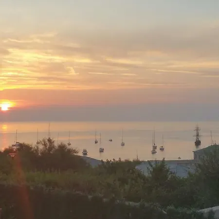 Porteo - Les Terrasses Du Port Centuri